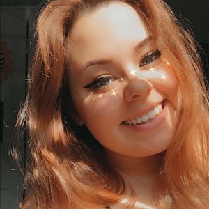 Meet your Posher, Dominique